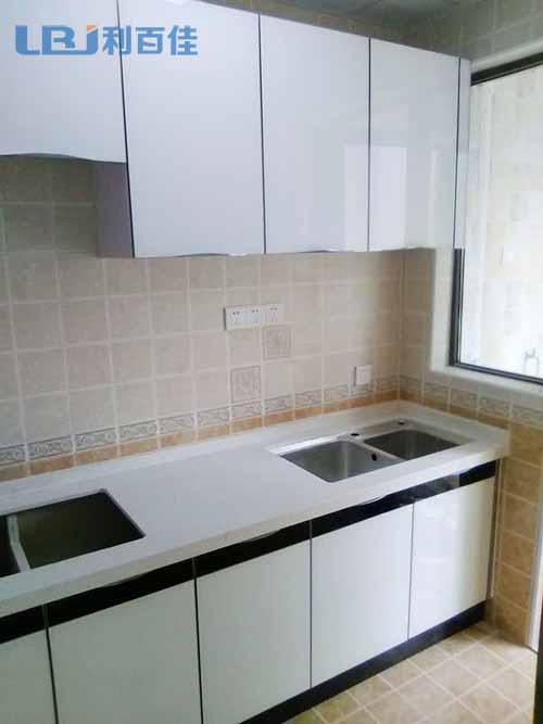 黑白經典——橡樹灣彩晶櫥柜案例