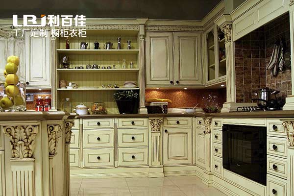 保證定制整體櫥柜的質量是企業生存根本