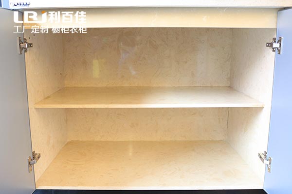 石材櫥柜廠家?guī)煾低嘎瑱还袷⑹f萬別瞎買，又重又貴還開裂！