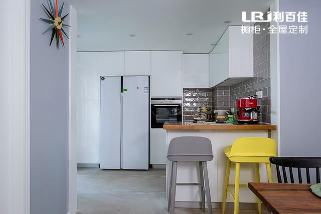 北歐風衣柜、櫥柜定制不僅好看也節(jié)省預算