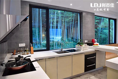 一個(gè)好櫥柜，需注意整體櫥柜?功能合理和收納性