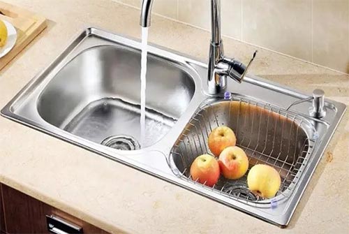 為什么利百佳推薦用戶使用石英石櫥柜臺(tái)面